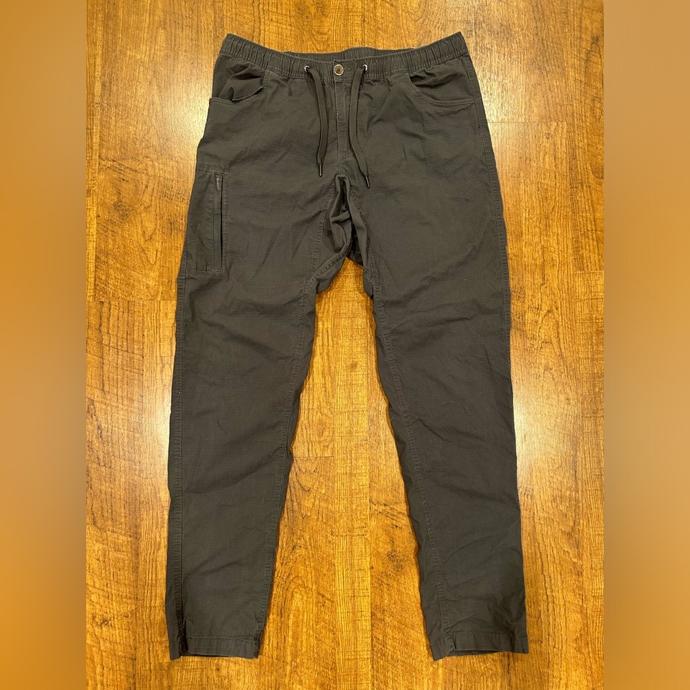 BYLT Basics Men's Black Jogger Pants